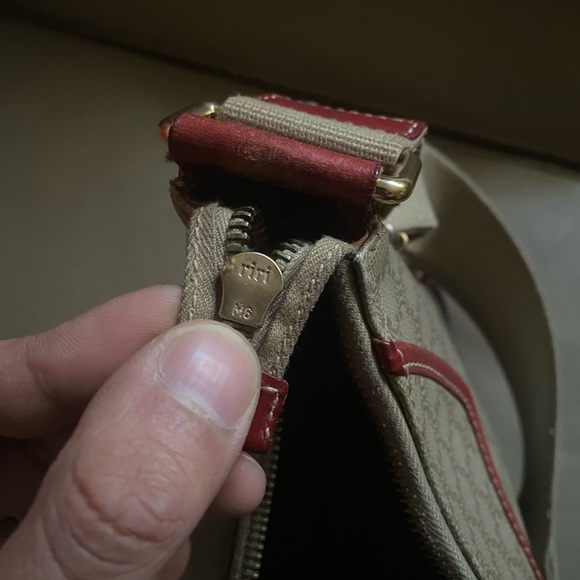 Authentic Unisex Celine crossbody bag made in Italy - Picture 12 of 15